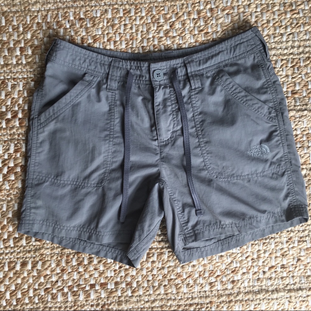 The North Face Women’s Gray Horizon Hiking Shorts